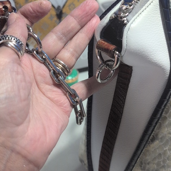 Brahmin Duxberry Snakeskin Embossed With Whiten And Brown Croc Embossed Handles! - Picture 15 of 17